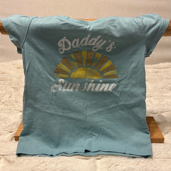 Lot of 4 Carter's and Old Navy Short Sleeve Tees for Toddler - Size 2T - Picture 2 of 13